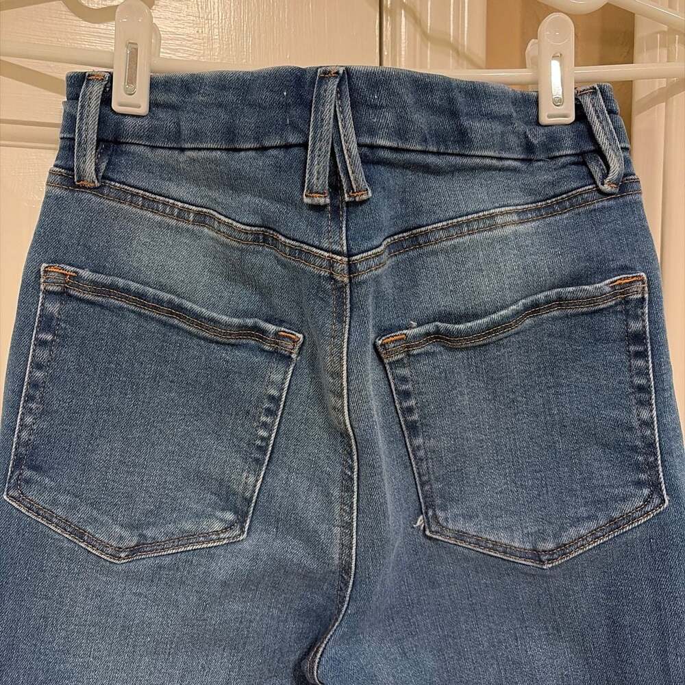 Good American Good Curve Straight Super High-Rise Compression Jeans - Picture 5 of 10